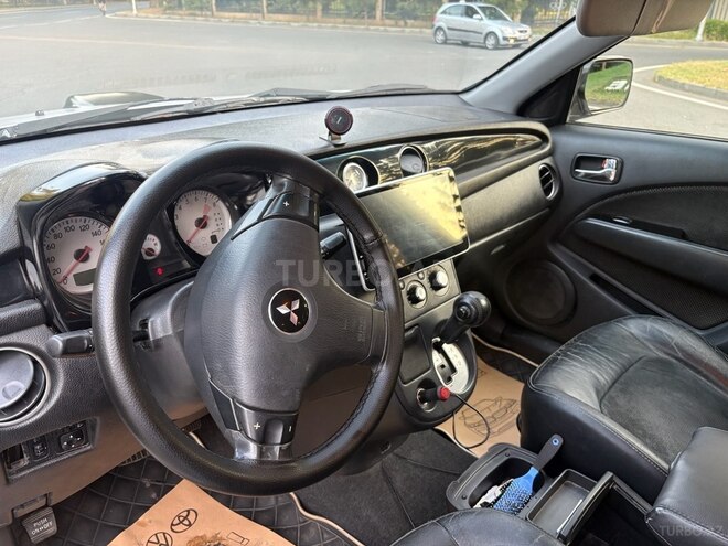 Mitsubishi Airtrek 2005, 335,000 km - 2.0 l - Mingəçevir