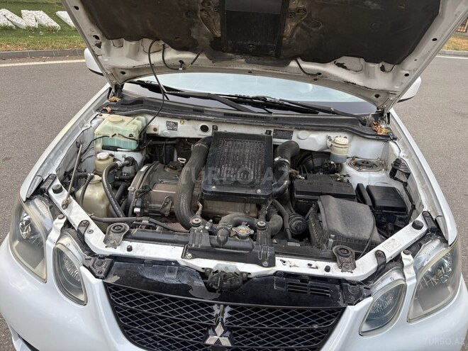 Mitsubishi Airtrek 2005, 335,000 km - 2.0 l - Mingəçevir