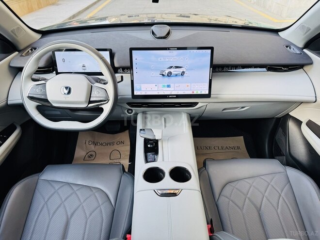 Changan  2025, 23,000 km - 1.5 l - Bakı