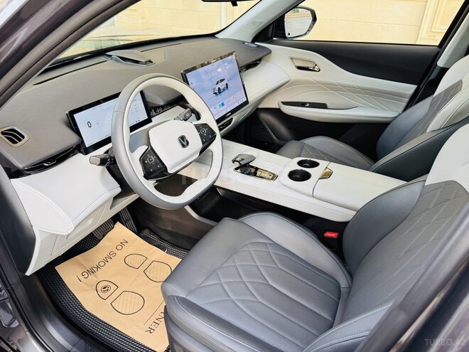 Changan  2025, 23,000 km - 1.5 l - Bakı