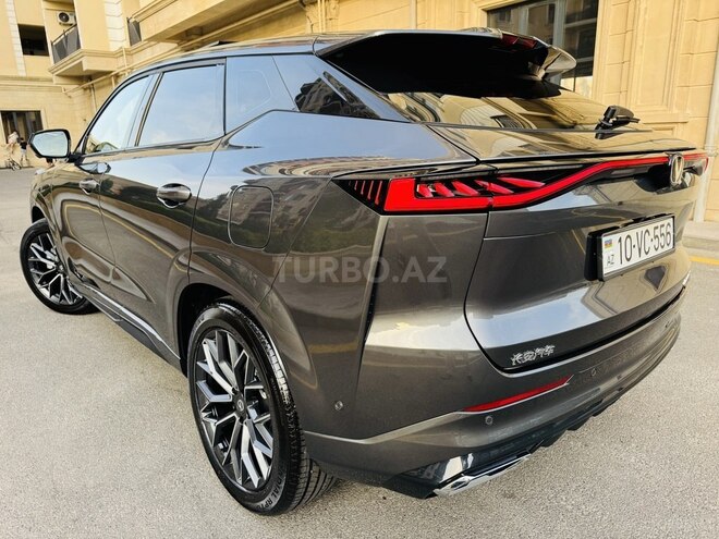 Changan  2025, 23,000 km - 1.5 l - Bakı