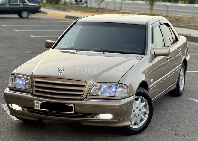 Mercedes C 240 2000, 284,976 km - 2.4 l - Bakı