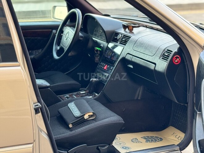 Mercedes C 240 2000, 284,976 km - 2.4 l - Bakı