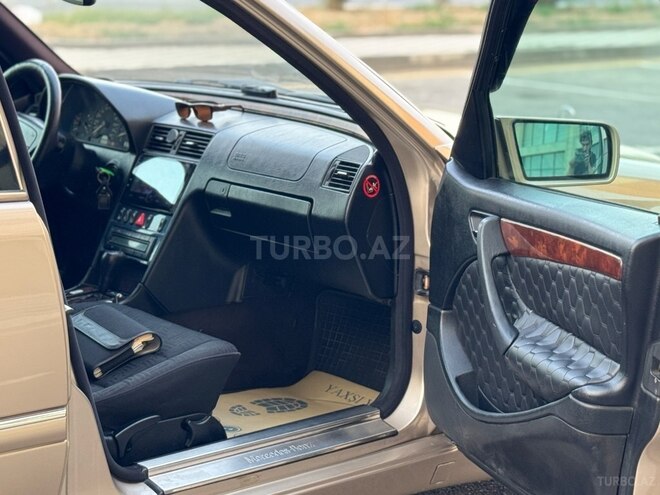 Mercedes C 240 2000, 284,976 km - 2.4 l - Bakı
