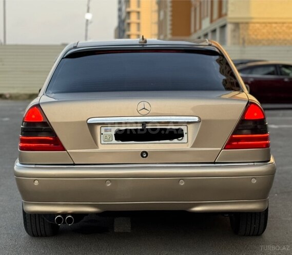 Mercedes C 240 2000, 284,976 km - 2.4 l - Bakı