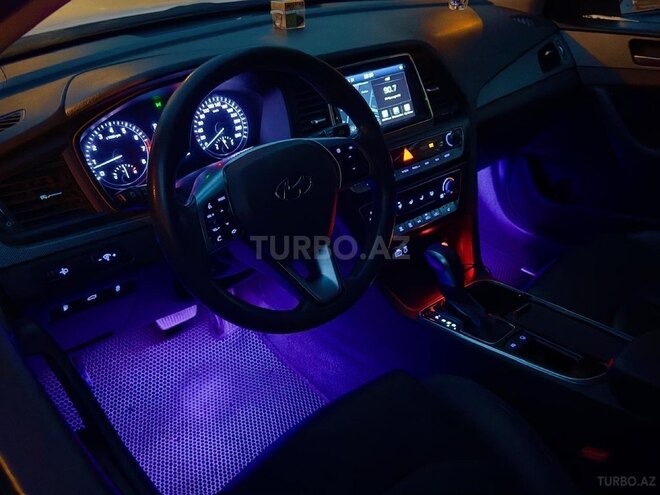 Hyundai Sonata 2018, 200,000 km - 2.0 l - Bakı