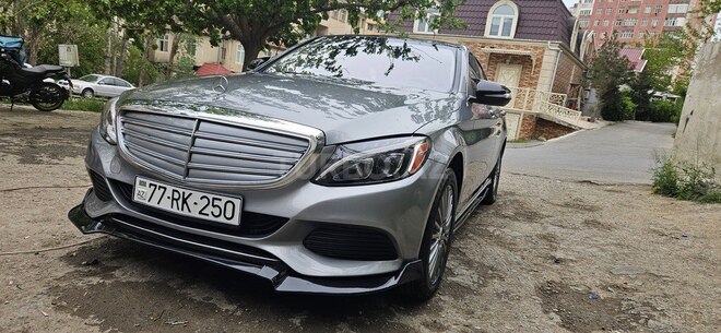 Mercedes C 300 4MATIC 2015, 211,000 km - 3.5 l - Bakı