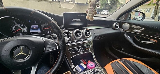 Mercedes C 300 4MATIC 2015, 211,000 km - 3.5 l - Bakı