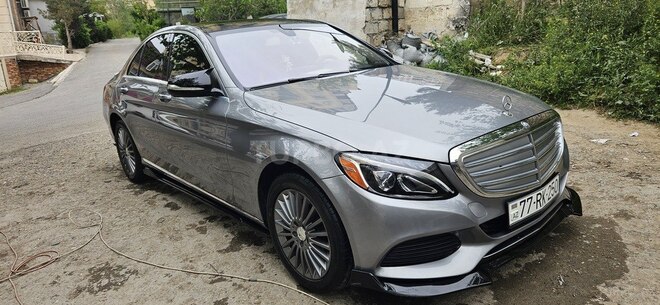 Mercedes C 300 4MATIC 2015, 211,000 km - 3.5 l - Bakı