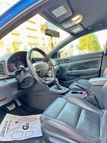 Hyundai Elantra 2017, 113,000 km - 1.6 л - Bakı
