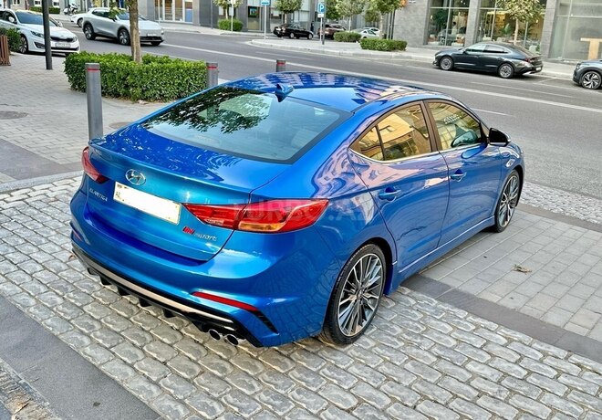 Hyundai Elantra 2017, 113,000 km - 1.6 л - Bakı