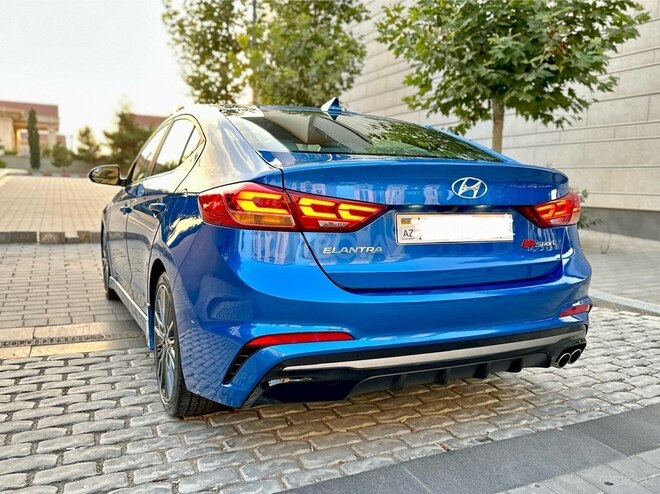Hyundai Elantra 2017, 113,000 km - 1.6 л - Bakı