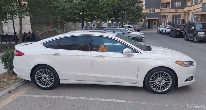 Ford Fusion (North America) 2014, 120,000 km - 2.0 l - Bakı