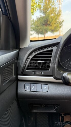 Hyundai Elantra 2017, 164,958 km - 2.0 л - Bakı