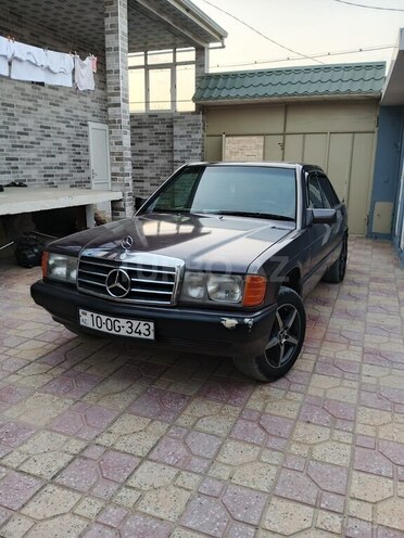 Mercedes E 200 1993, 498,000 km - 2.0 l - Bakı