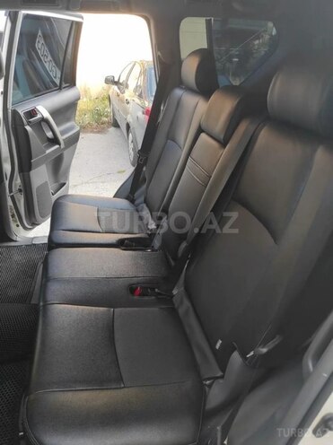 Toyota Land Cruiser Prado 2011, 239,000 km - 2.7 l - Bakı