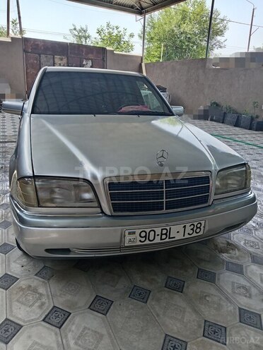 Mercedes C 180 1995, 498,657 km - 1.8 л - Qazax