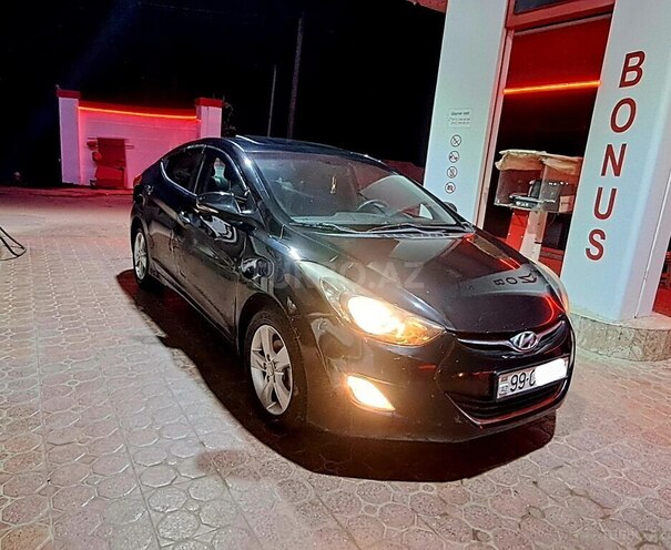 Hyundai Elantra 2013, 256,253 km - 1.8 l - Masallı