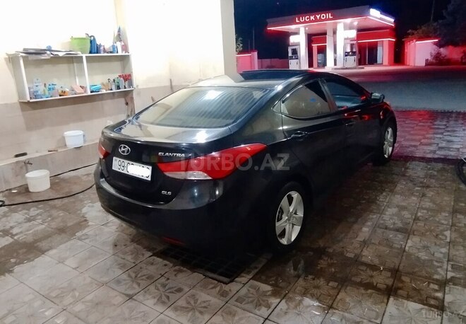 Hyundai Elantra 2013, 256,253 km - 1.8 l - Masallı