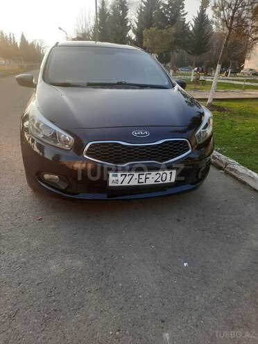 Kia Ceed 2013, 217,249 km - 1.4 л - Göytəpə