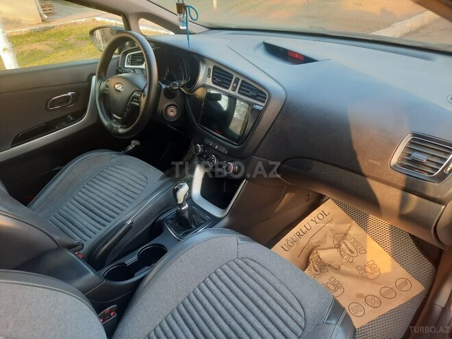 Kia Ceed 2013, 217,249 km - 1.4 л - Göytəpə