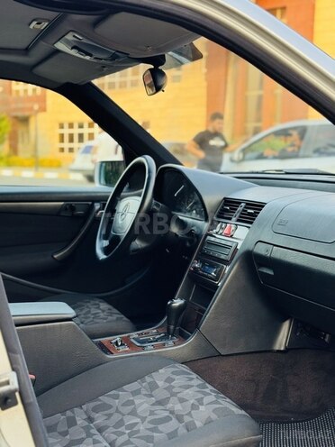 Mercedes C 200 1998, 256,472 km - 2.0 л - İmişli