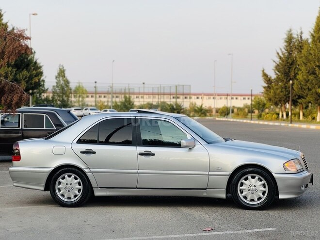 Mercedes C 200 1998, 256,472 km - 2.0 л - İmişli