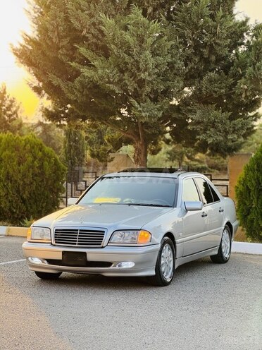 Mercedes C 200 1998, 256,472 km - 2.0 л - İmişli