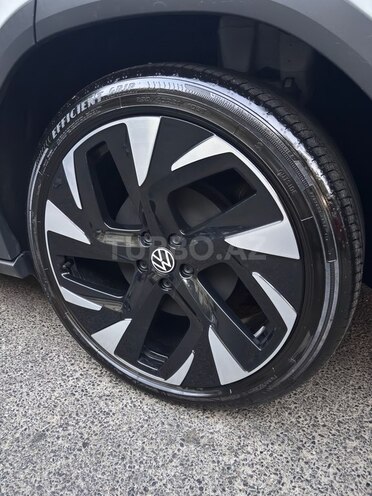 Volkswagen ID.6 Crozz 2022, 37,000 km - 0.0 л - Bakı