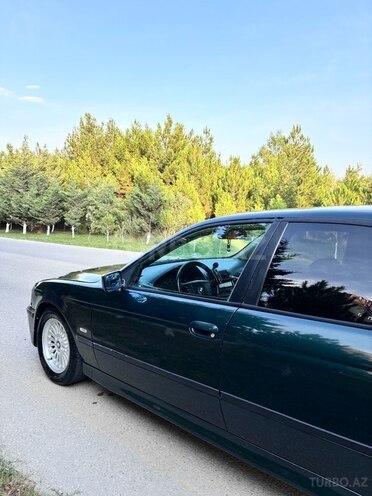 BMW 528 1997, 350,000 km - 2.8 l - Sumqayıt