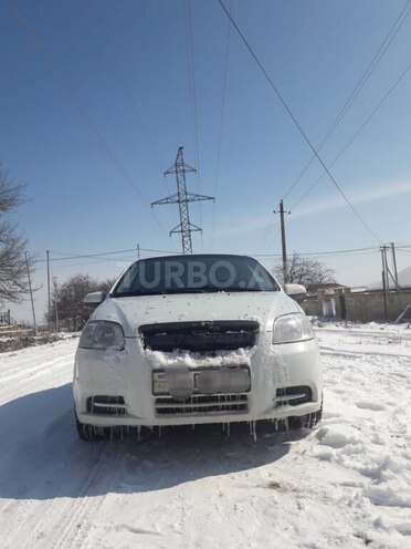 Chevrolet Aveo 2011, 298,969 km - 1.4 l - Quba