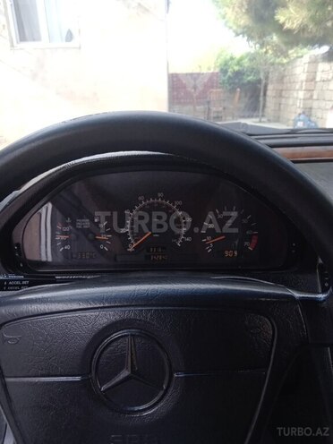 Mercedes C 230 1997, 551,747 km - 2.3 l - Bakı