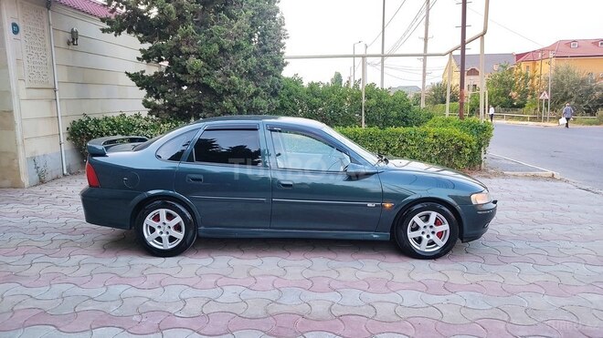 Opel Vectra 1999, 302,111 km - 2.0 l - Sumqayıt