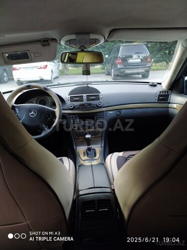 Mercedes E 220 d 2002, 283,000 km - 2.2 l - Bakı