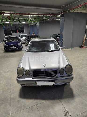 Mercedes E 240 1999, 394,714 km - 2.4 l - Bakı