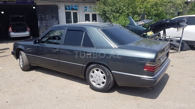Mercedes C 230 1993, 67,949 km - 2.3 l - Gəncə