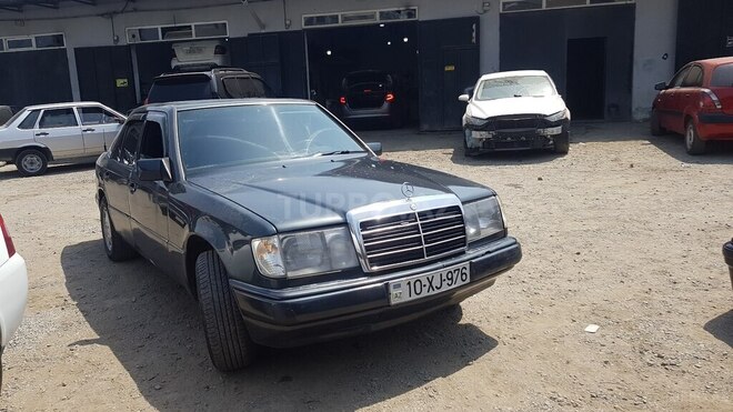 Mercedes C 230 1993, 67,949 km - 2.3 l - Gəncə