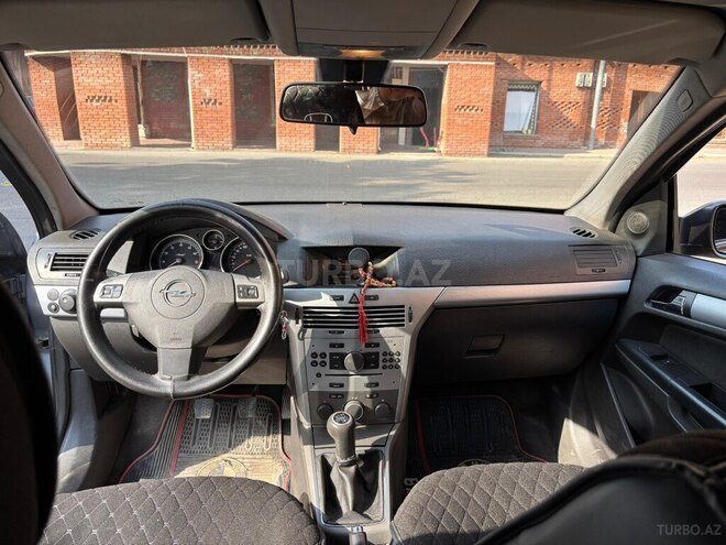 Opel Astra 2006, 290,000 km - 1.4 l - Gəncə