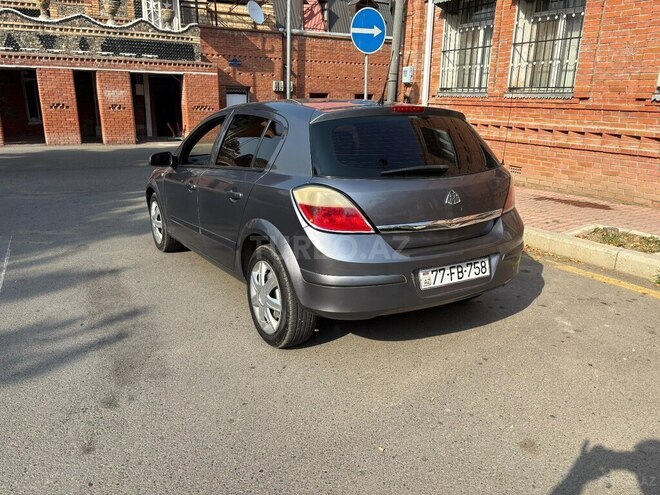 Opel Astra 2006, 290,000 km - 1.4 l - Gəncə