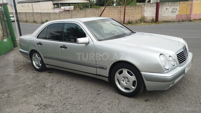 Mercedes E 200 1997, 255,000 km - 2.0 l - Göyçay