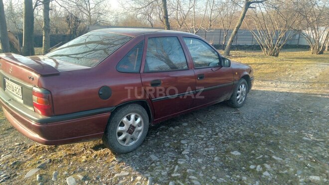 Opel Vectra 1994, 28,500 km - 1.7 l - Oğuz