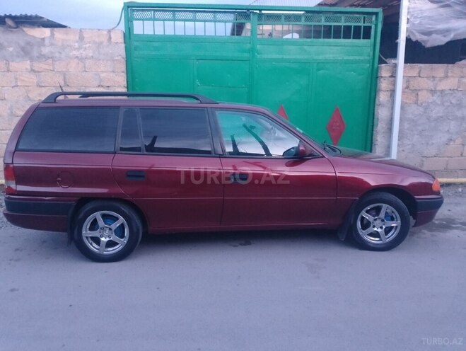 Opel Astra 1994, 418,500 km - 1.6 l - Mingəçevir