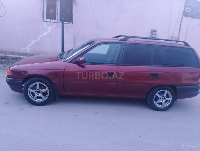 Opel Astra 1994, 418,500 km - 1.6 l - Mingəçevir