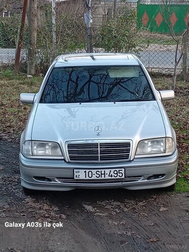 Mercedes C 220 1996, 390,000 km - 2.2 л - Qusar