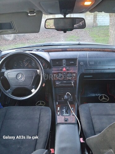 Mercedes C 220 1996, 390,000 km - 2.2 л - Qusar