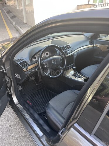 Mercedes E 220 d 2007, 247,000 km - 2.2 l - Bakı