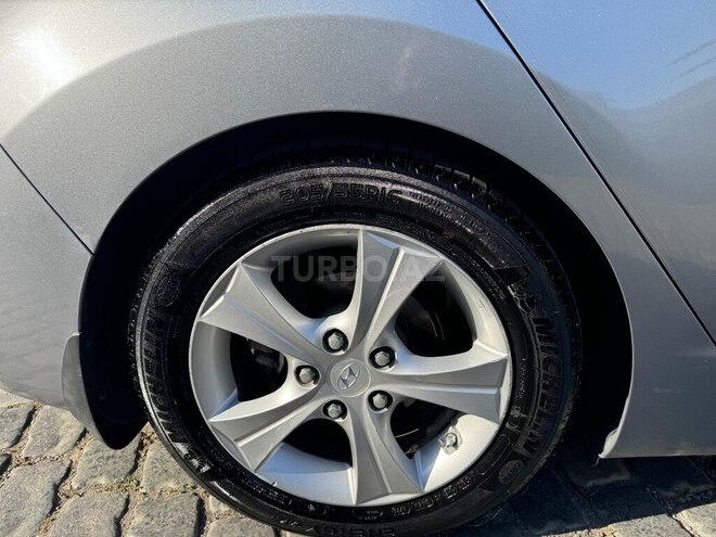 Hyundai Elantra 2015, 138,000 km - 1.8 l - Bakı