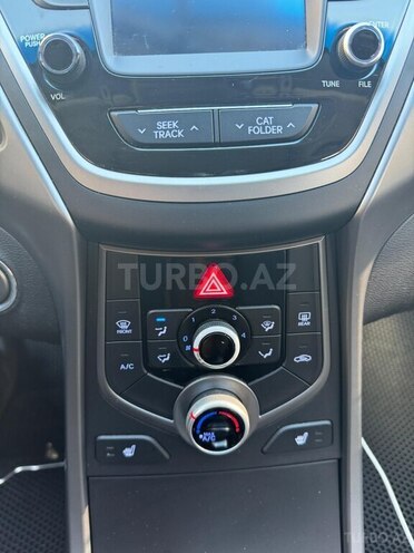 Hyundai Elantra 2015, 138,000 km - 1.8 l - Bakı
