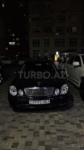 Mercedes E 270 2003, 306,000 km - 2.7 l - Bakı