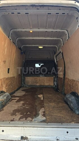 Ford Transit-7